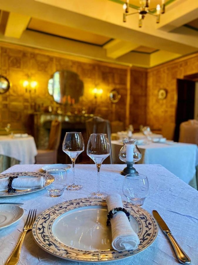 Chateau De Floure - Spa Et Piscine Exterieure Chauffee قرقشونه المظهر الخارجي الصورة